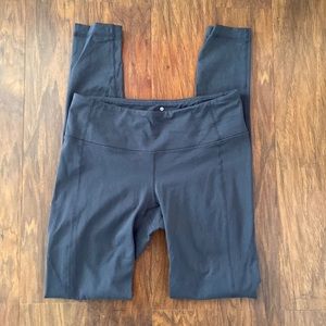 Athleta Revelation Tight - size ST